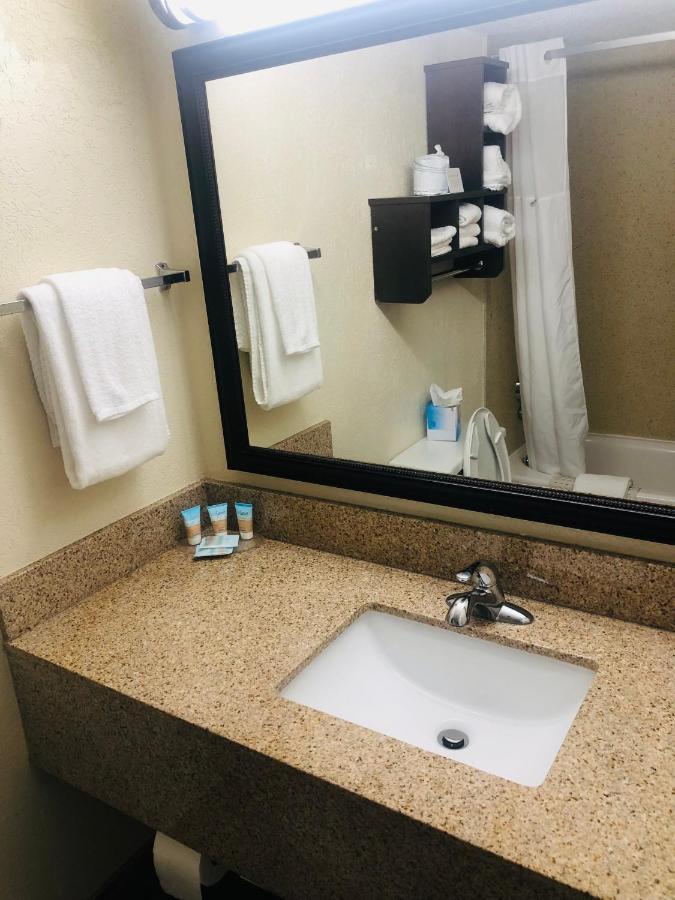 Quail Inn And Suites - เมอร์เทิลบีช ภายนอก รูปภาพ